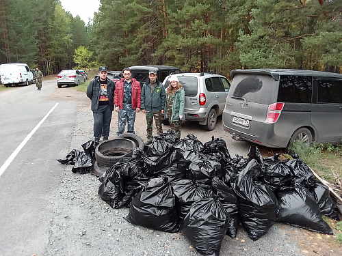 Уральское управление Росприроднадзора присоединилось к Всероссийскому экологическому субботнику «Зелёная Россия»