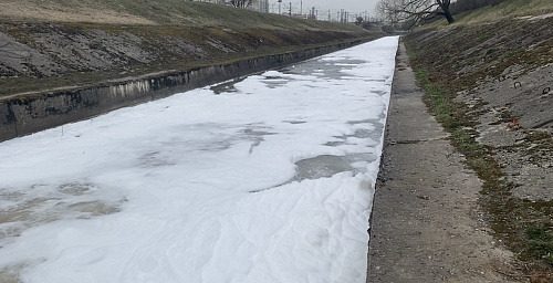 Сотрудники Росприроднадзора и Водоканала Санкт-Петербурга осмотрели выпуски сточных вод в реку Волкова и Волковский канал