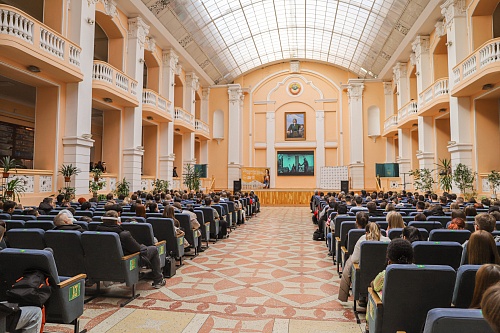 В Воронеже сотрудники Росприроднадзора посетили премьерный показ художественно-документального фильма «Высота 144,0» посвящённого 80-ой годовщине Великой Победы над фашизмом