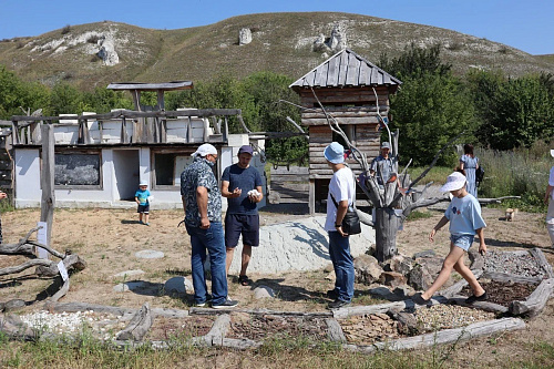 В музее-заповеднике «Дивногорье» в рамках геоквеста рассказали о премии «Экология – дело каждого»