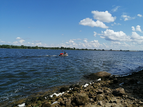 Инспекторы Росприроднадзора ведут лабораторное сопровождение качества природной воды р. Волги