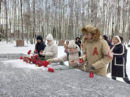 Коллектив филиала ЦЛАТИ по УФО по ХМАО-Югре принял участие в мероприятии, посвященному Дню Неизвестного солдата