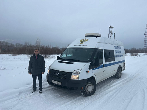 Руководитель  Управления Росприроднадзора Роман Тужиков принял участие в отборе проб в г.Нижнем Тагиле в период НМУ